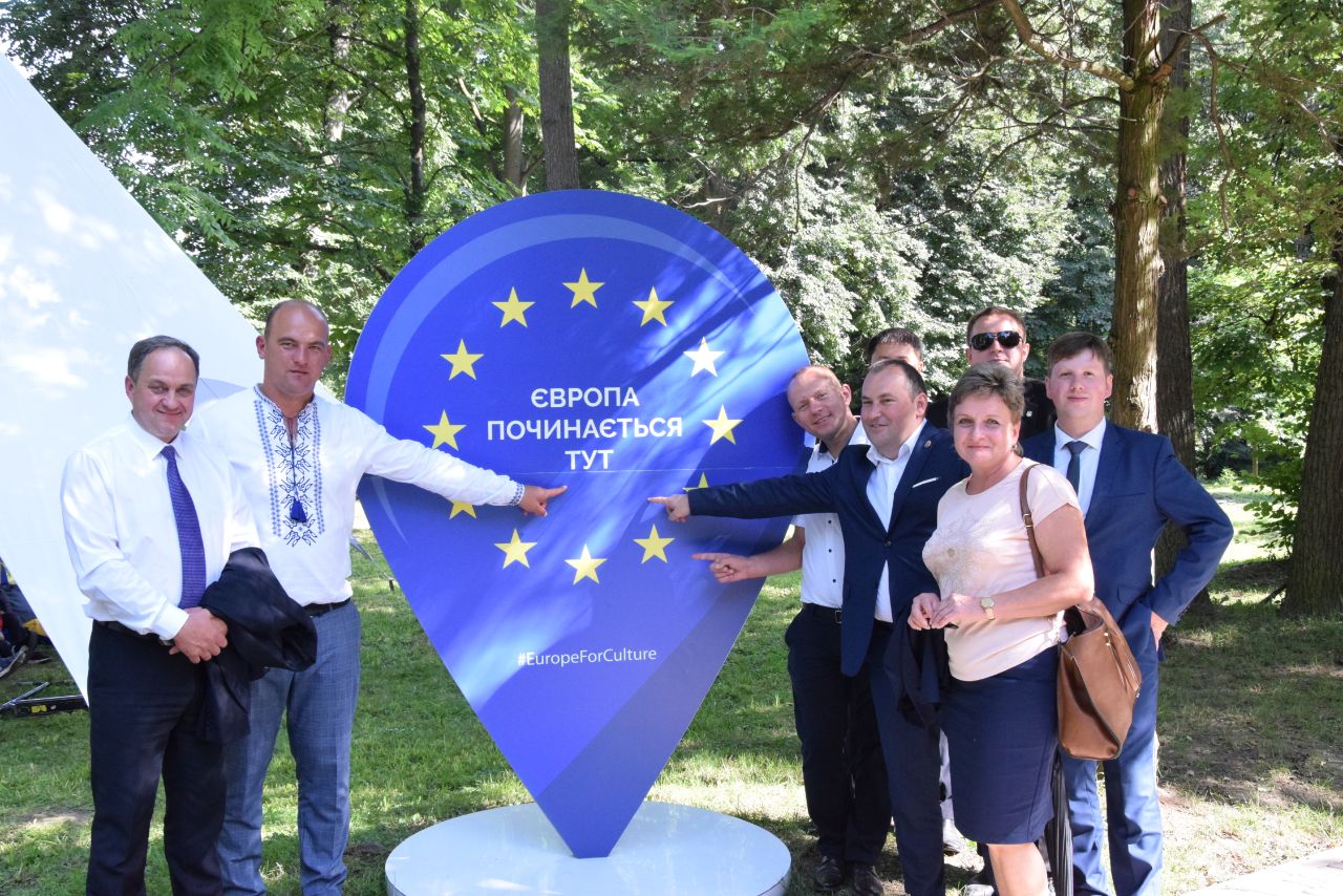 Празднование Дня Европы в Чорткове